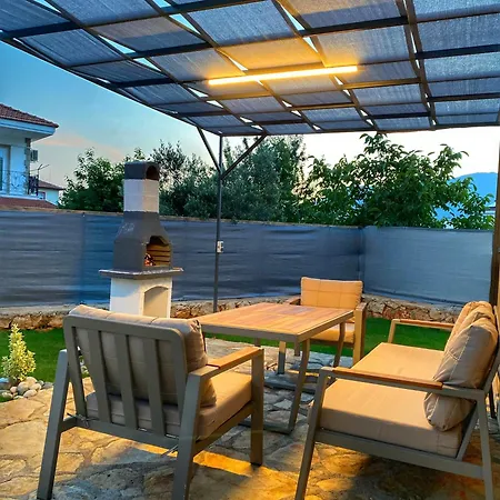 77 Kaş